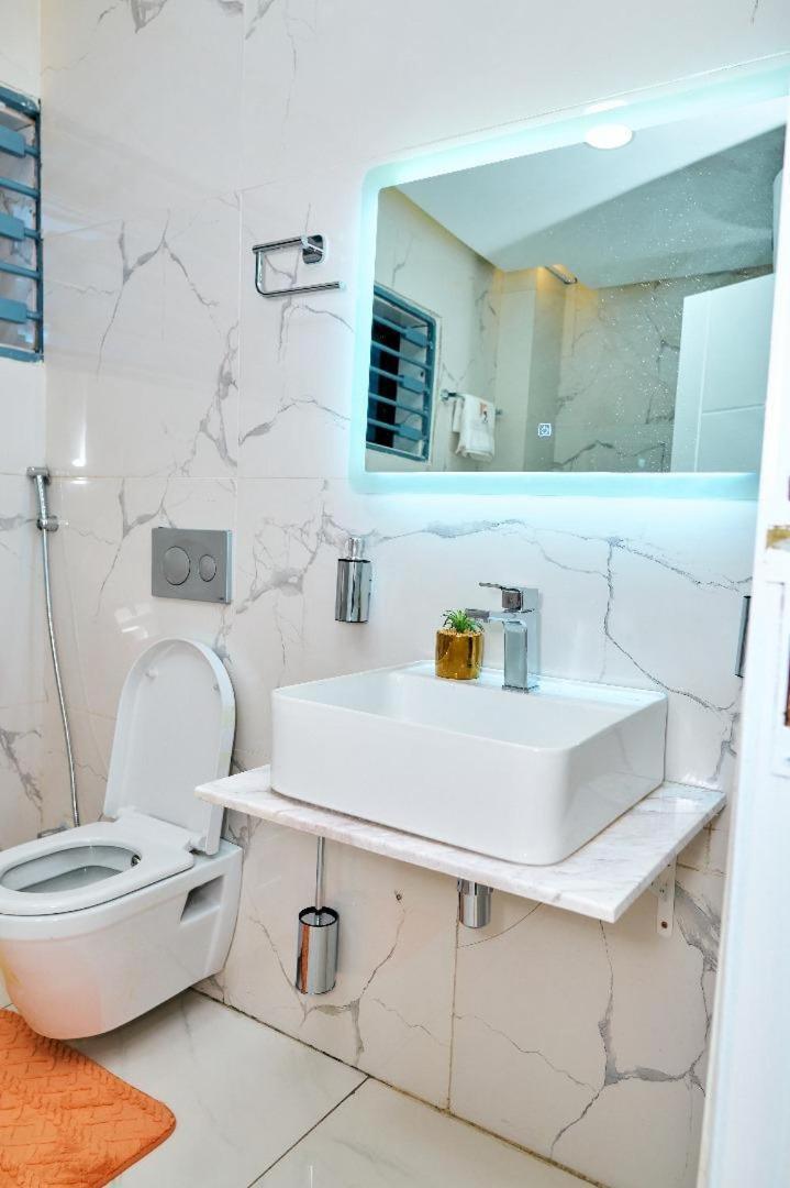 Reddington By Jvte Aparthotel Douala Luaran gambar
